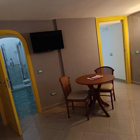 Buono B&B Nápoles Exterior foto